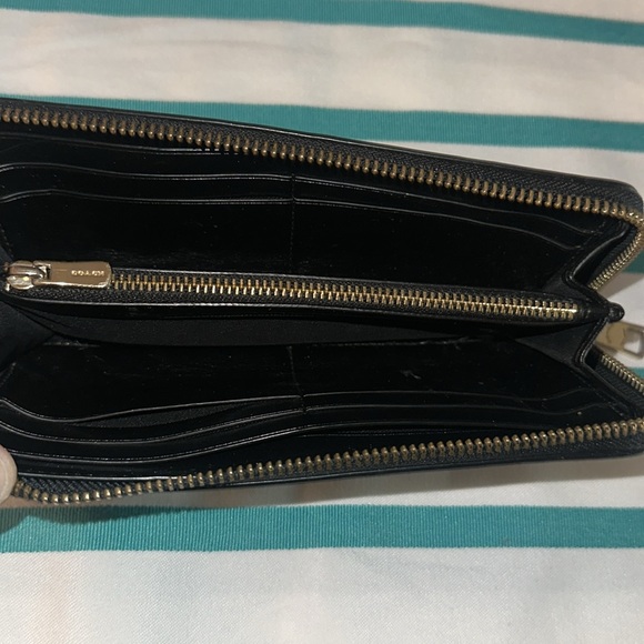COACH Black Leather Wallet.zip around - Picture 7 of 14